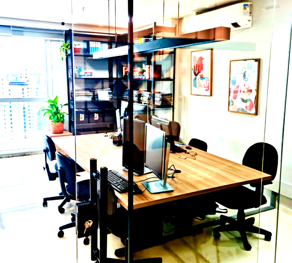 Miguel Tavares Advogados