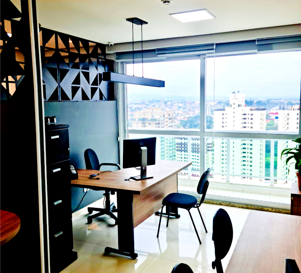 Miguel Tavares Advogados